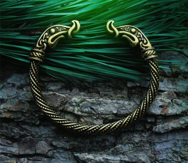 Bracelet viking de Lagertha femme guerrière viking , cadeau femme