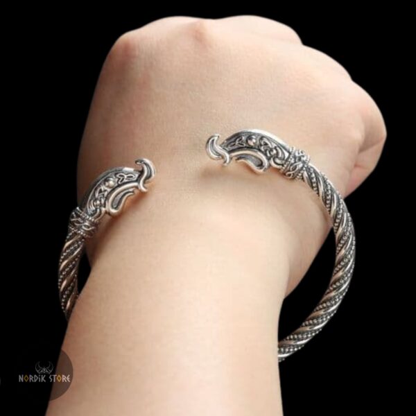 Bracelet viking de Lagertha femme guerrière viking , cadeau femme