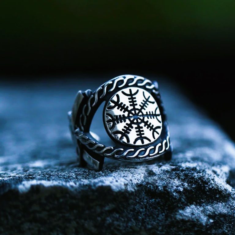 Bague viking heaume de la crainte