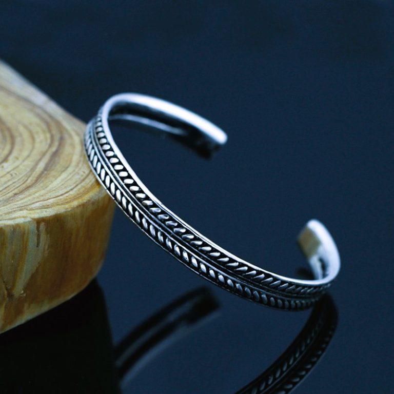 Bracelet jonc viking Lagertha