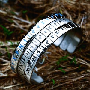 Bracelet viking les 24 runes