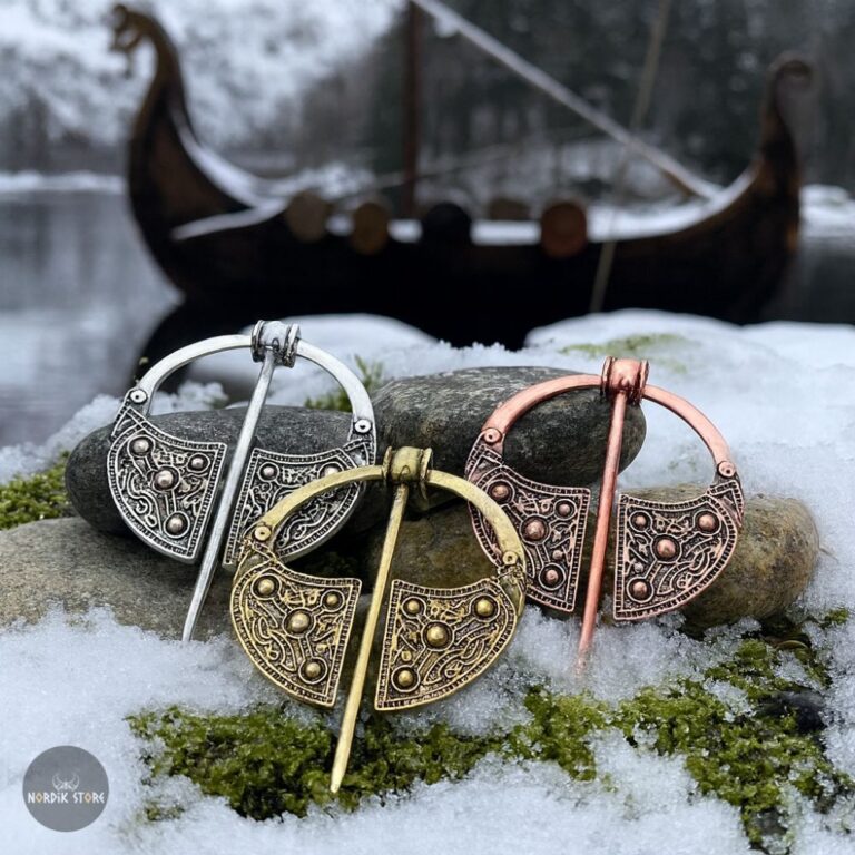fibules vikings bouclier de Lagertha, cadeaux