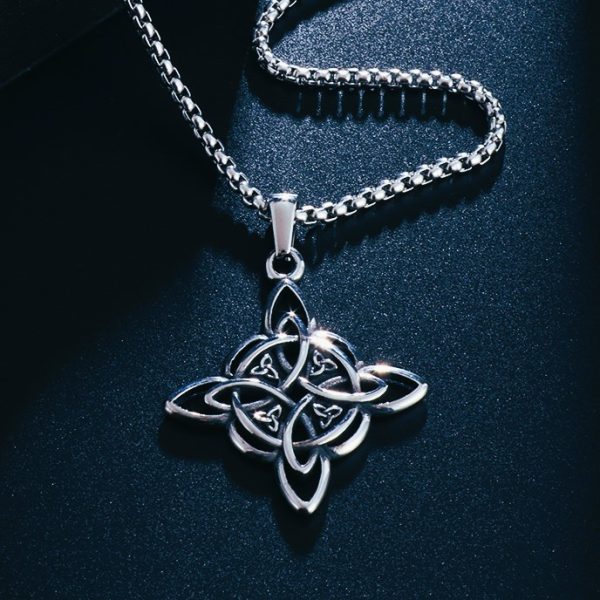 Amulette entrelacs celtiques Triquetra argent