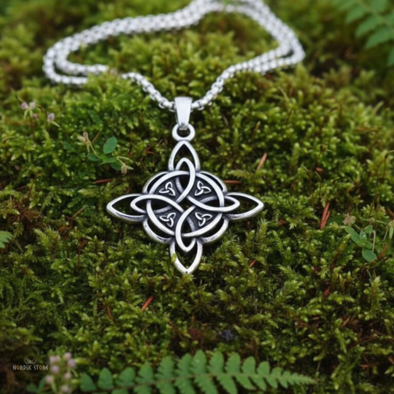 amulette entrelacs celtiques Triquetra, cadeau
