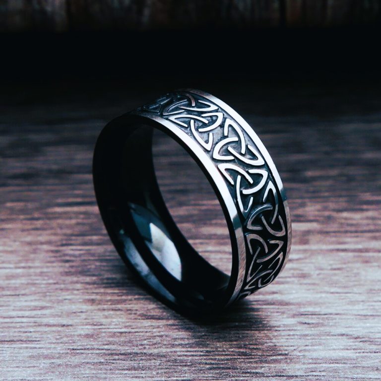 Bague noeuds celtiques Triquetra