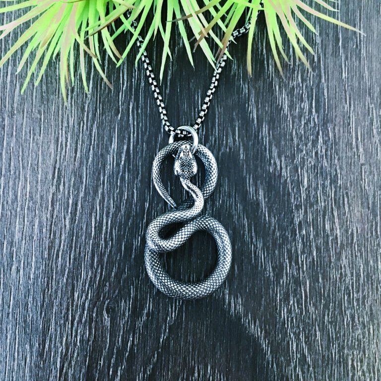 Amulette celtique serpent