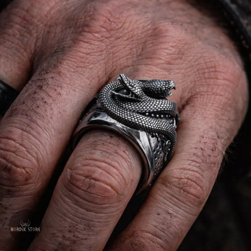 bague chevalière viking tête de serpent argent, cadeau