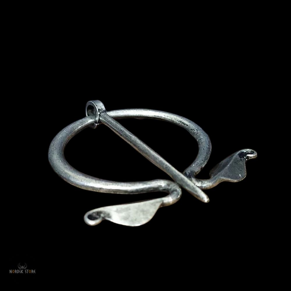 broche Viking en acier cadeau