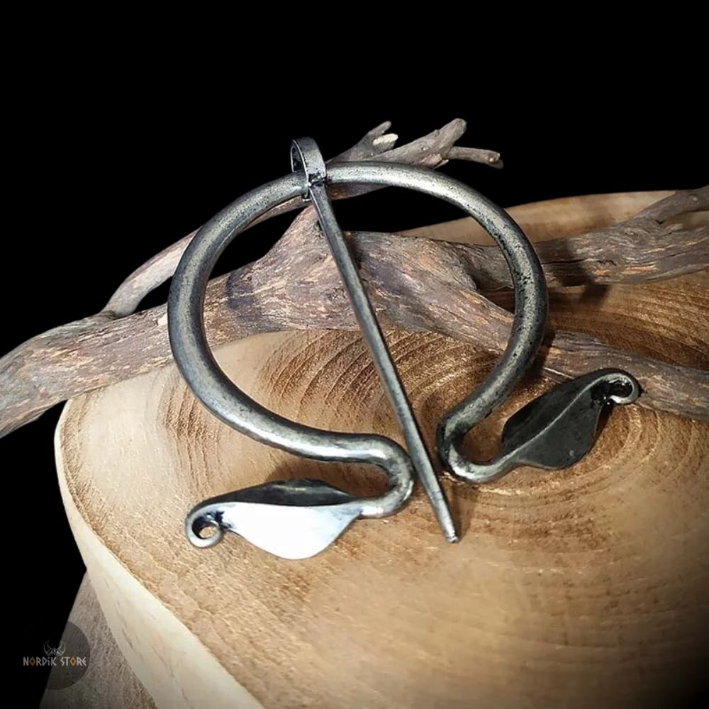 broche Viking en acier inoxydable cadeau