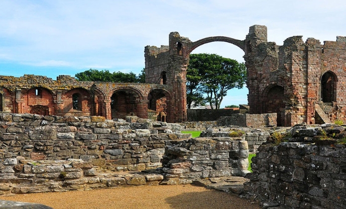 Invasion viking du monastère Lindisfarne