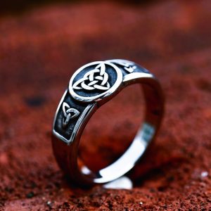 Bague celte viking Triskell ou Triquetra en acier argent