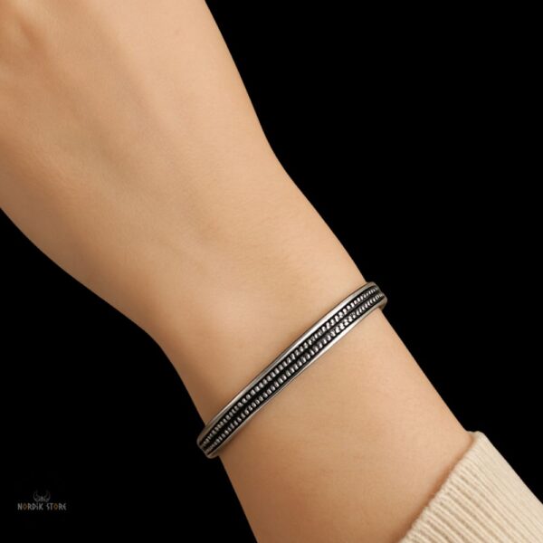 bracelet jonc viking Lagertha, cadeau femme