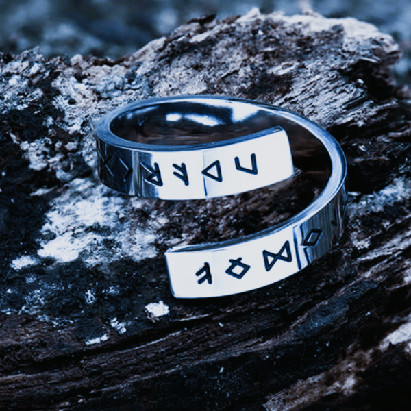 Bague viking des runes magiques acier inoxydable