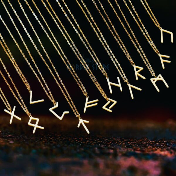 Colliers pendentif viking les 24 runes magiques Futhark