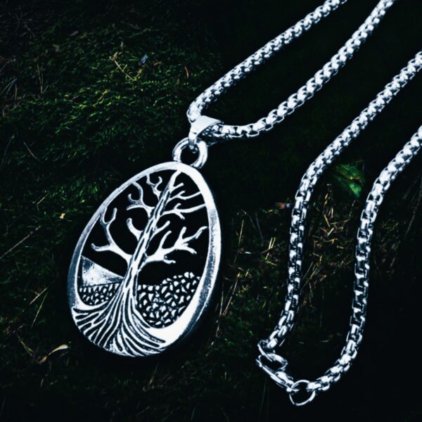 Amulette viking arbre de vie Yggdrasil en acier argent