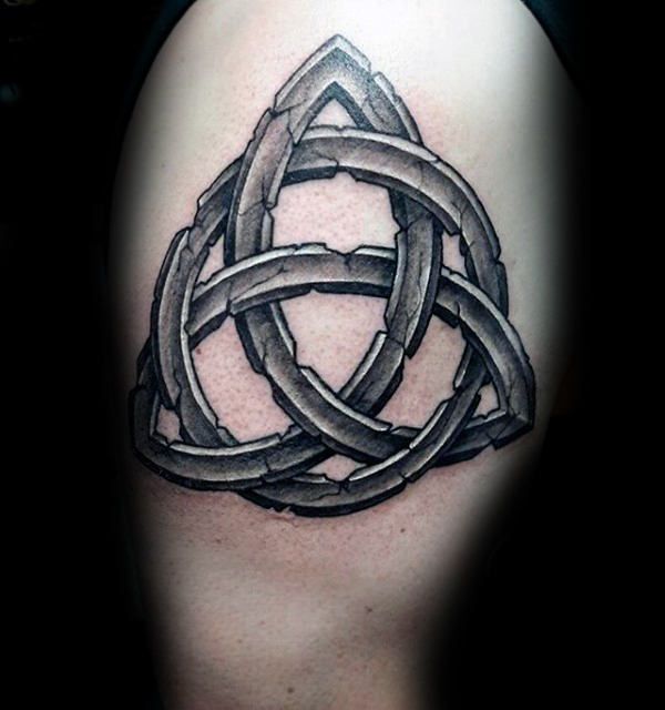 Tattoo Triquetra