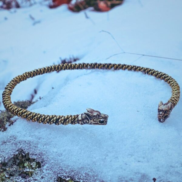 Collier torque viking Fenrisúlfr forgé, cadeau homme