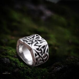 bague celtique “Nœud des Anciens” en acier