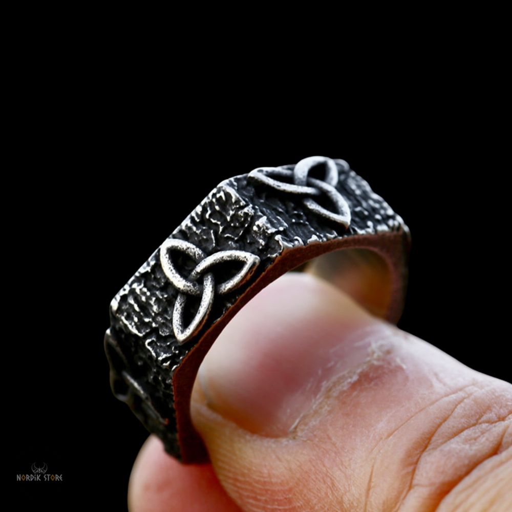 bague et anneau viking Trinité des Braves en acier, cadeau homme