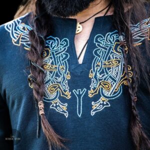 Broderie travaillée tunique viking Bjorn, cadeau homme