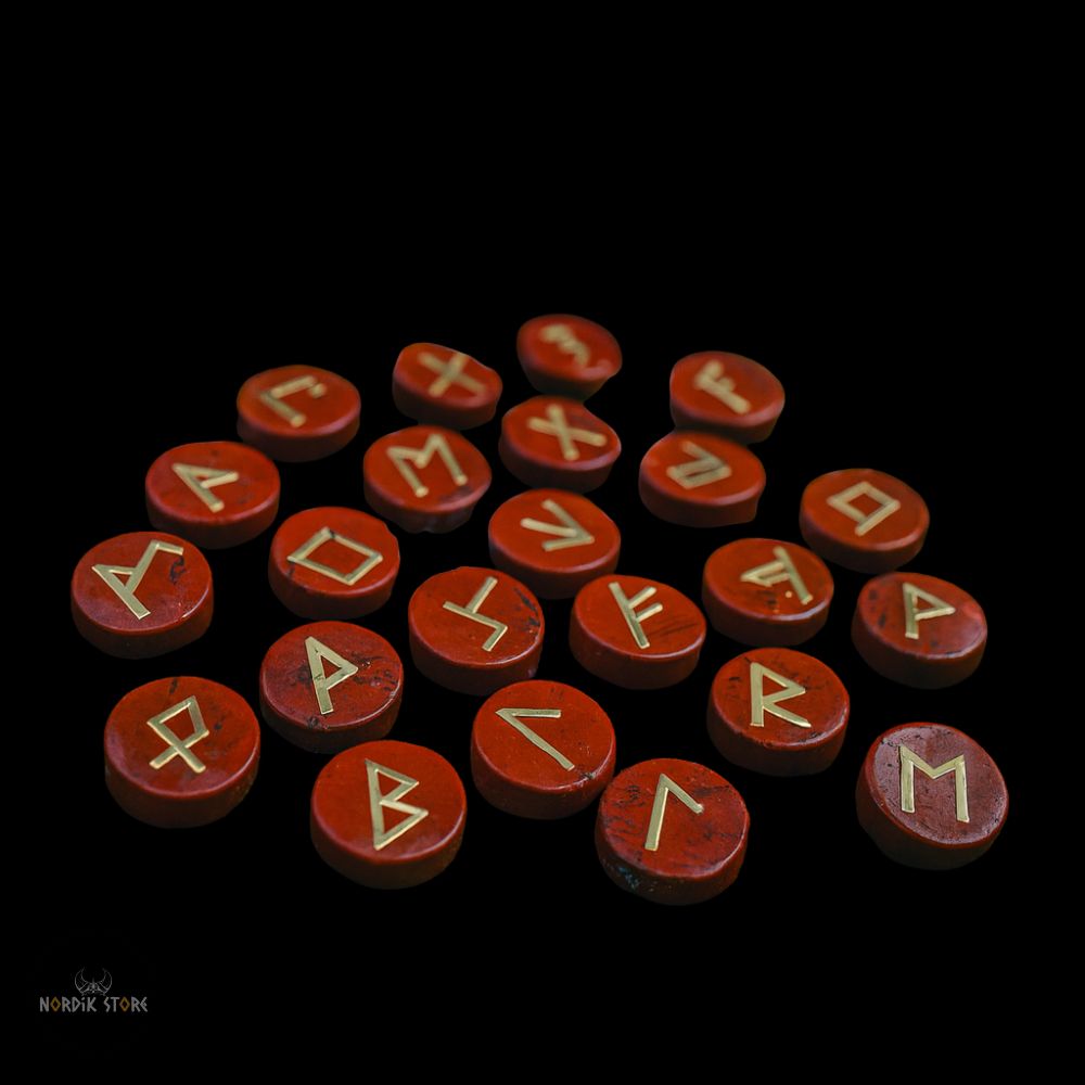 runes viking Runda jaspe rouge, cadeau homme et femme