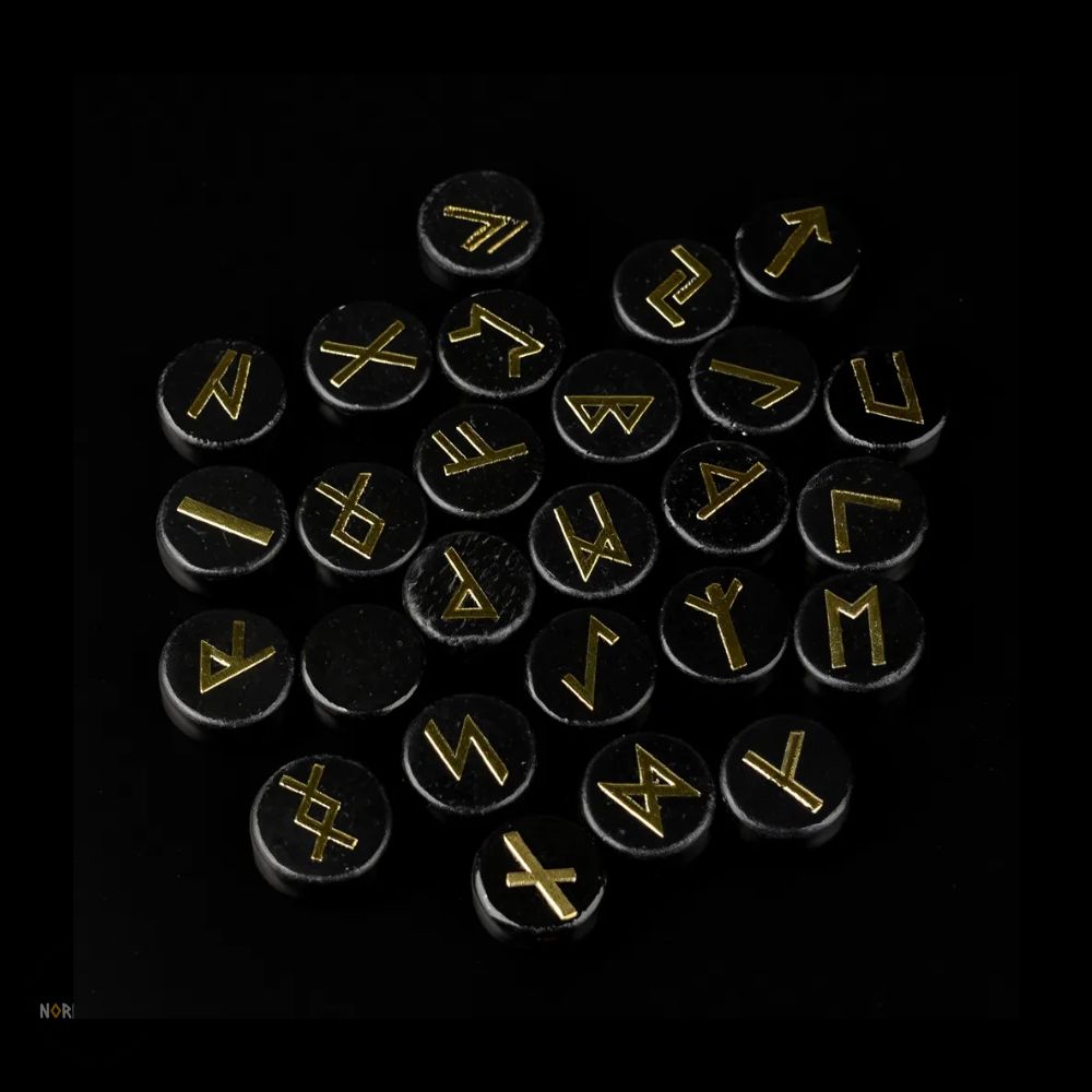 runes vikings Runda obsidienne, cadeau de divination