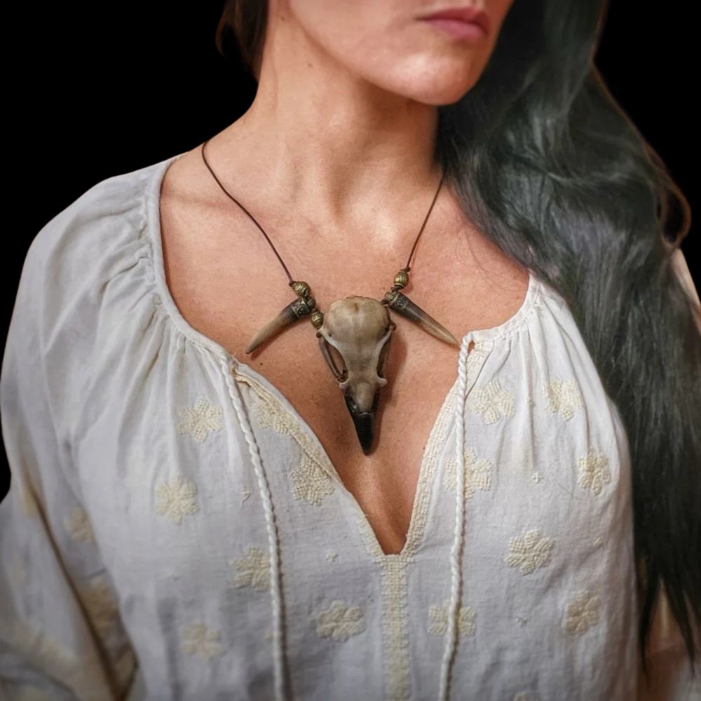 collier viking os de crâne corbeau, cadeau femme cosplay