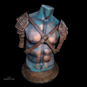 épaulières et harnais en cuir forgé du clan, cosplay