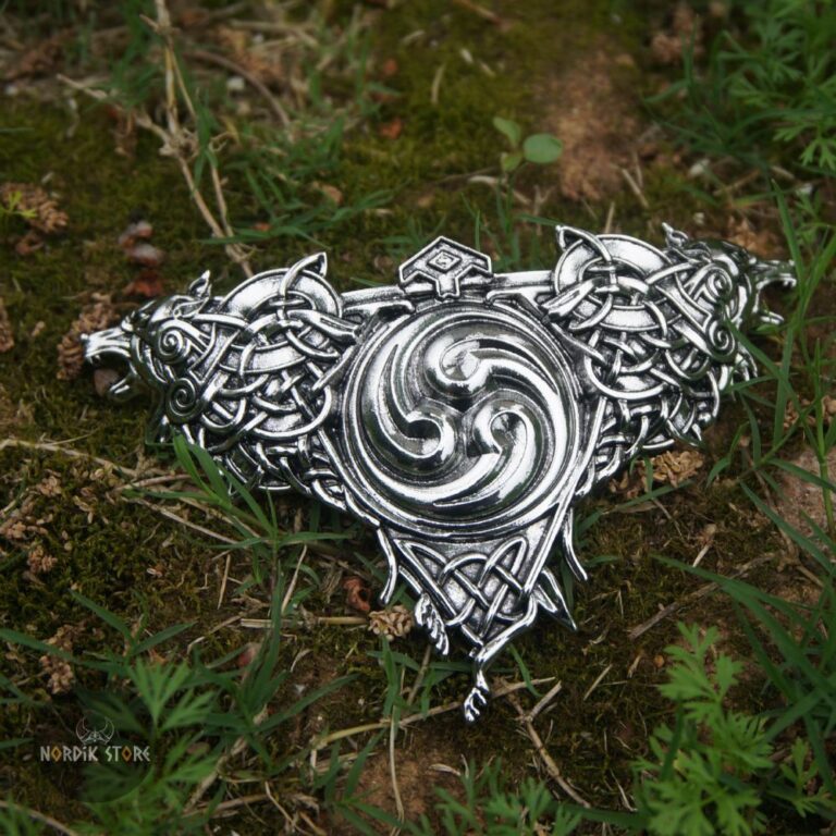 broche et fibule celtique Triskel des deux Loups, cadeau